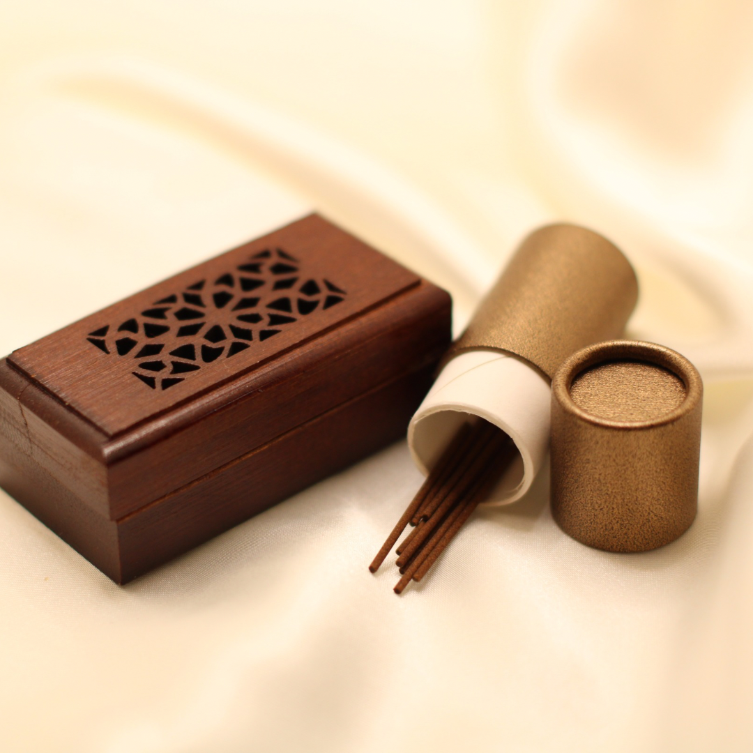 10 Pieces Oud Sticks with Wooden Burner Box (Brown)