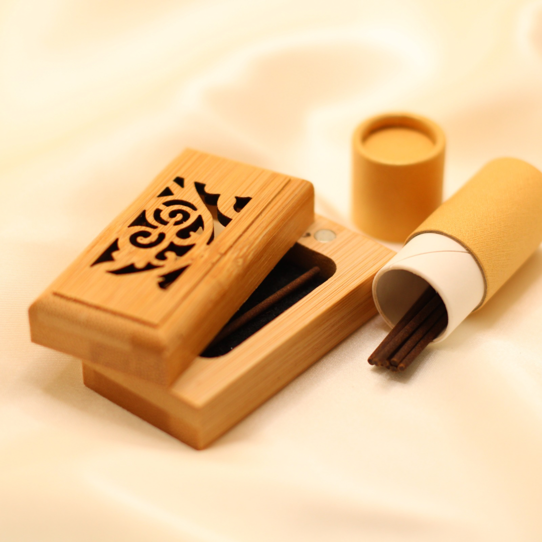 10 Pieces Oud Sticks with Wooden Burner Box (Warm Beige)